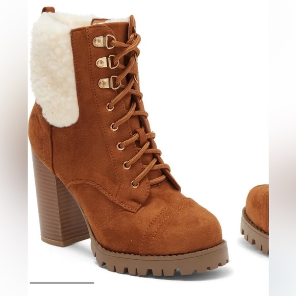Top Guy Shoes Shoes - Top Guy Shows Sassy Faux Shearling Cuff Lug Sole Bootie